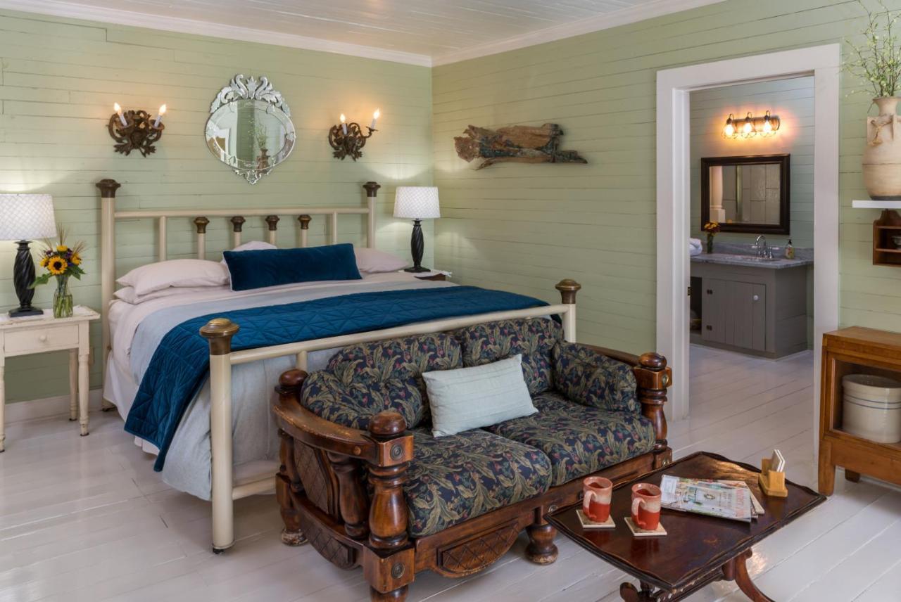 Maison D'Memoire Bed & Breakfast Cottages Rayne 외부 사진
