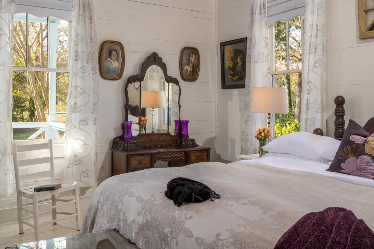Maison D'Memoire Bed & Breakfast Cottages Rayne 외부 사진