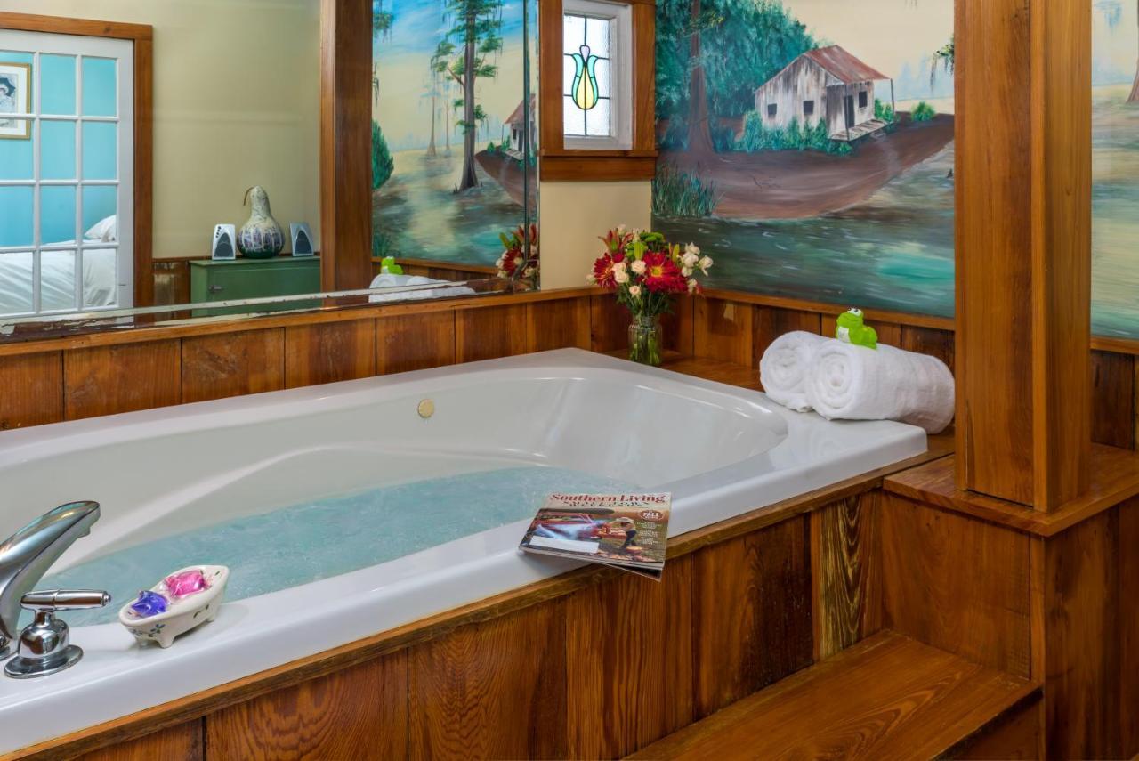 Maison D'Memoire Bed & Breakfast Cottages Rayne 외부 사진